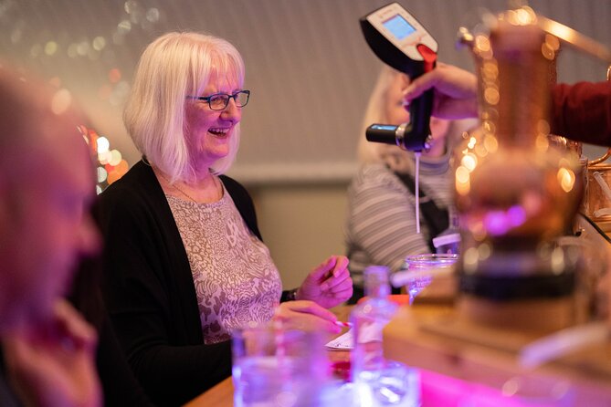 2 hour Gin School Experience in Aberdeen - Who will get the most from this class