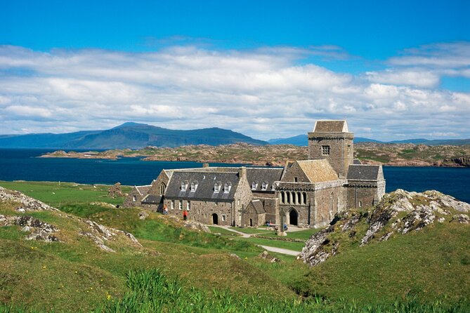 4 Day Mull, Iona and Staffa Puffin Experience from Edinburgh - The guiding style and the practical details