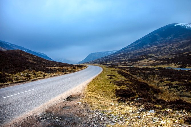 5-Day Outer Hebrides & the Scottish Highlands Small-Group Tour from Edinburgh - Day five: Loch Ness, Braemar, and Scone Palace
