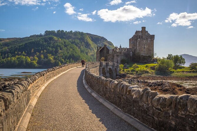 6 Day Outer Hebrides, Isle of Skye & optional 'Hogwarts Express' - Accommodation, meals, and group size