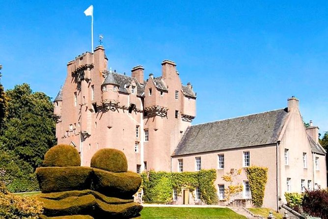 Aberdeenshire and Royal Deeside Private Half-day Castle Tour - Dunnottar Castle and the Stonehaven cliffs