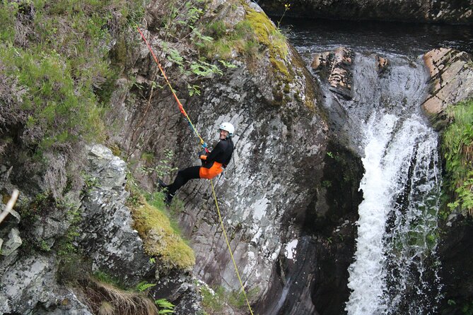 CANYONING in Laggan Canyon | Roybridge, Scotland - What canyoning in Laggan Canyon is really like