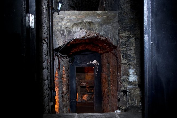 City of the Dead Underground Vaults (Day) - What the 80-minute itinerary feels like
