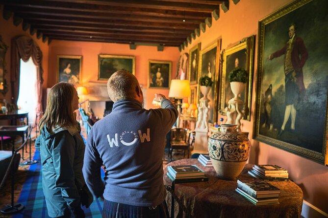 Classic Highland Shore Tour from Invergordon - Cawdor Castle and its centuries of rooms