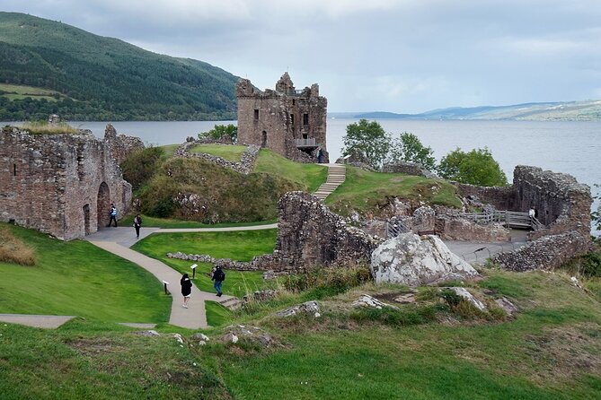 Culloden, Loch Ness + More - Who should book this day out