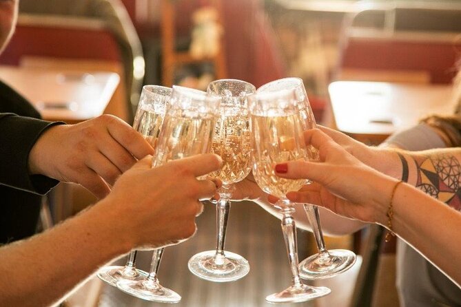 Edinburgh Afternoon Tea Experience - What the Edinburgh afternoon tea bus is really like