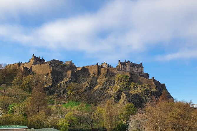 Edinburgh Castle Highlights Tour with Tickets, Map, and Guide - Crown Square brings the royal story together