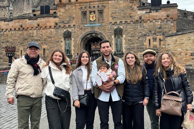 Edinburgh Castle & Royal Mile Walking Tour - Ticket Included - Climbing to Castlehill and the Edinburgh Castle Esplanade
