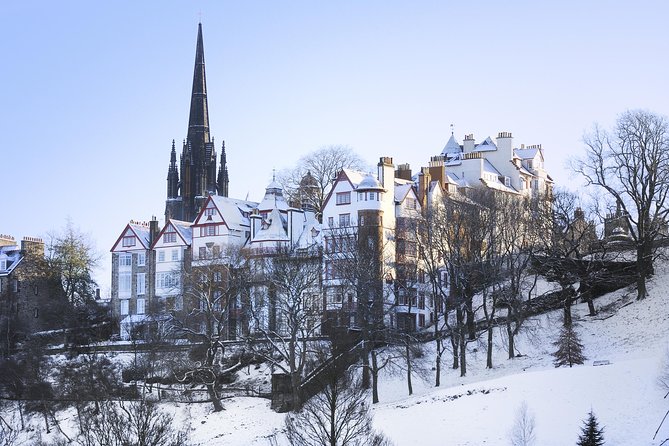 Edinburgh Christmas Tour, Highlights & Hidden Gems with a Local - What the host adds to the experience