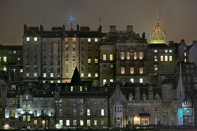 Edinburgh Night Tour with a Local Guide: Private & 100% Personalized - Cowgate for a classic pub crawl or live music