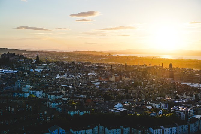 Edinburgh Night Tour with a Local Guide: Private & 100% Personalized - Royal Observatory views and a quieter alternative