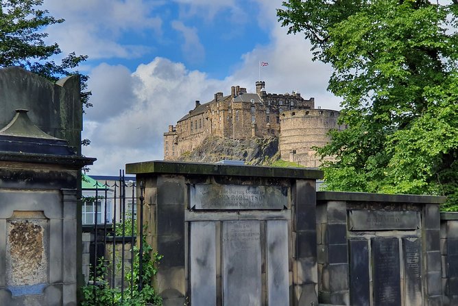 Edinburgh Private Walking Tour - Price, timing, and physical demands