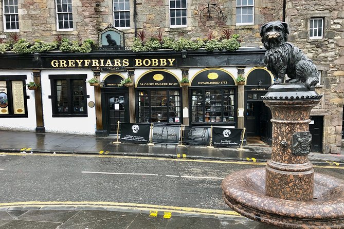Essential Walking Tour of Edinburgh's Old Town - John Knox House and a useful historical correction