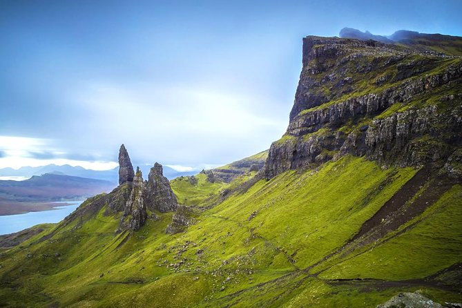 Full-Day Private Tour of the Isle of Skye (from Inverness) - Glenmoriston and Kintail: the quieter middle of the route