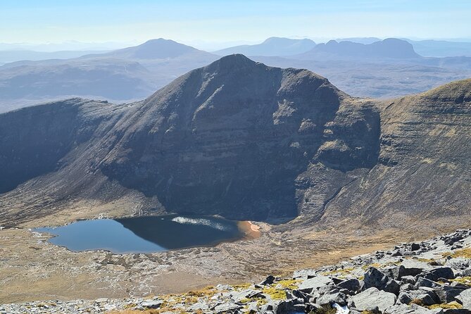 Full-Day Walking and Hiking Adventure in Quinag Mountain Range - The start at Ferry Houses and the first climb