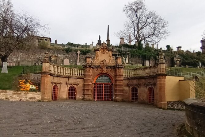Glasgow Private Self-Guided Tour - Strathclyde, murals, and Glasgow’s modern face