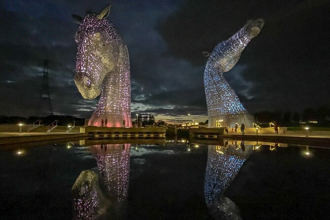 Highland Cows, Walk Alpacas & Scottish Wildlife Centre from Edin. - Scotland’s famous horse statues and a castle from the road