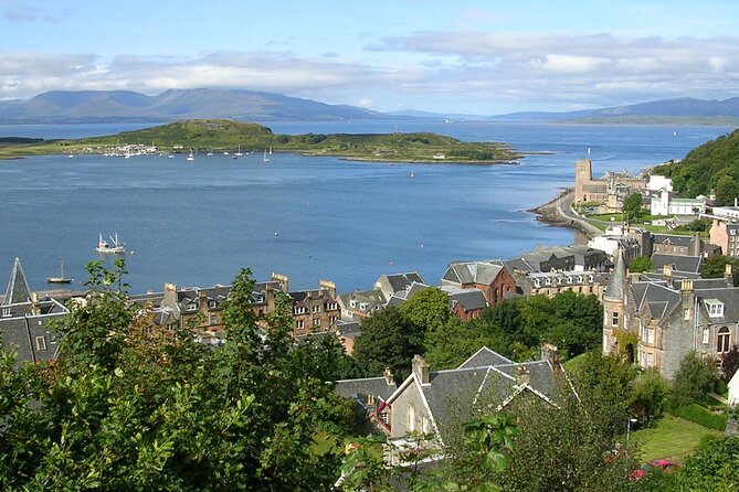 Highland Lochs & Castles Tour to Oban & Glencoe - Oban gives you the day’s proper meal break