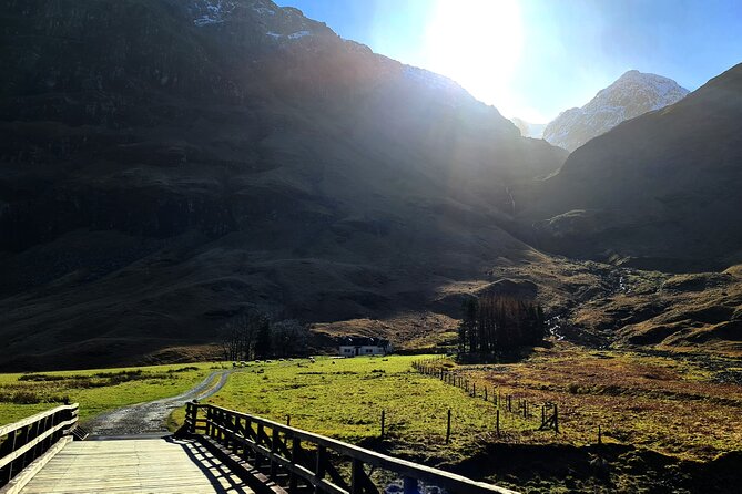 Highlands, Glencoe and Glenfinnan Viaduct Private Tour - The Glenfinnan Monument and Its Jacobite Story