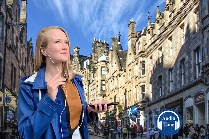 Highlights from Edinburgh’s Old Town: A Self-Guided Audio Tour - Riddle’s Court and a merchant’s former home