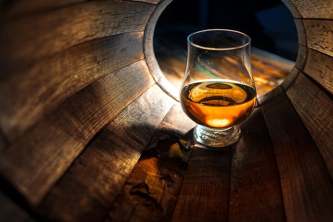 INVERGORDON PORT Tour Dunrobin, Dornoch & Distillery - Finishing with Highland whisky