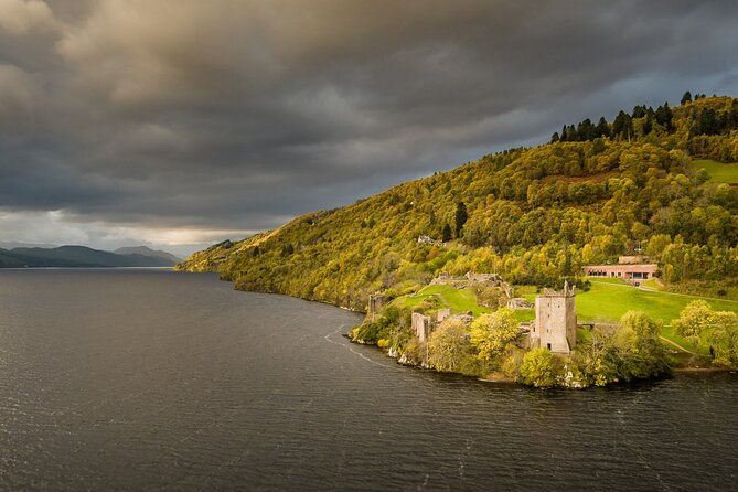 Inverness Castle, Clava, Culloden Battlefield and Loch Ness - Loch Ness: a brief shoreline pause