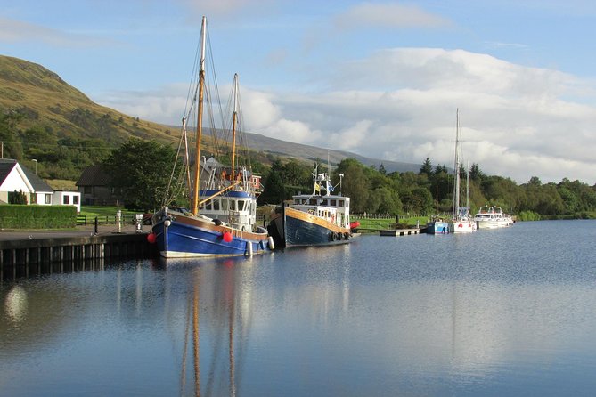 Inverness: Loch Ness & The Highlands - Urquhart Castle gives the morning a dramatic start