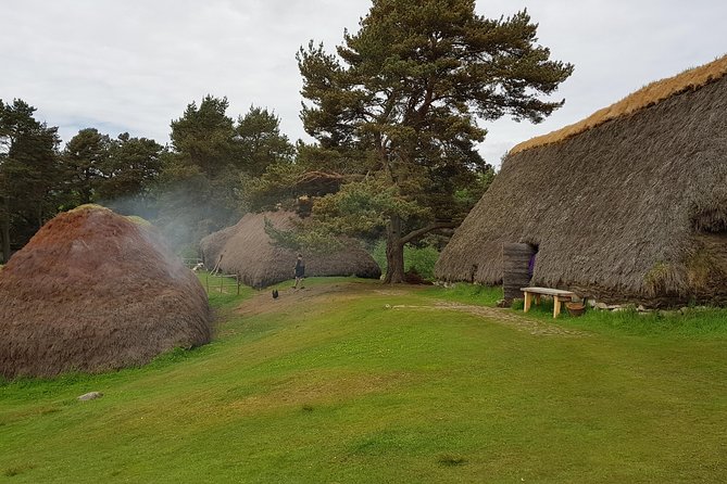 Jacobites and Scottish Highlands Day Tour from Glasgow - Clava Cairns and 4,000 years of stone