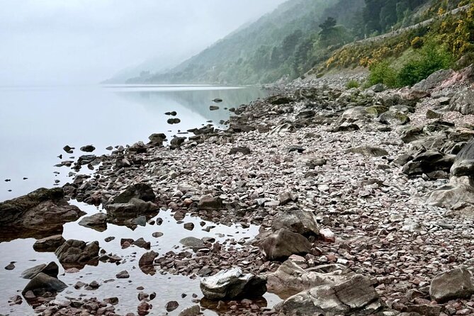 Loch Ness, Culloden, Clava and whisky/gin tour from Inverness. - Loch Ness and Drumnadrochit: monster stories with a short stop