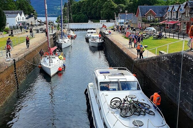 Loch Ness , Heilan Coos ,Great Glen , Fort William and Glencoe - Neptune’s Staircase and Fort William