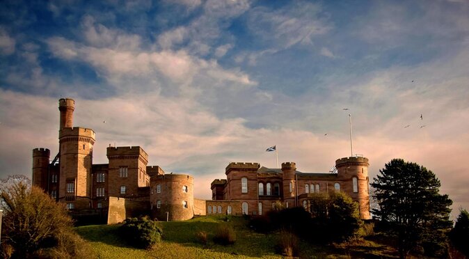 Loch Ness , Outlander , Inverness Castle , Clava and Culloden - Key points to know before booking