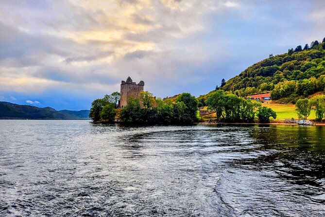 Luxury Private Tour of The Highlands & Loch Ness from Edinburgh - Stirling, the Wallace Monument, and Doune Castle