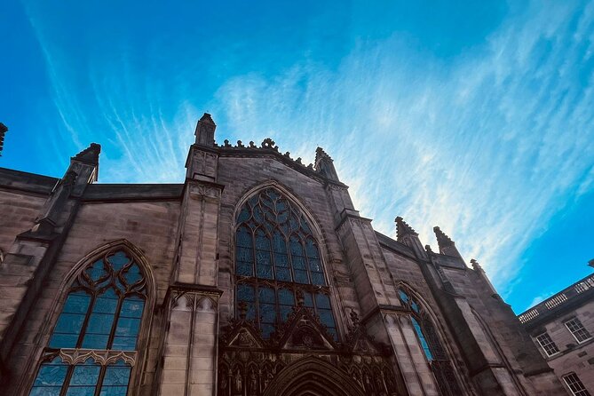 Magical Walking Tour in Edinburgh - Makars Court and the city’s storytelling wizards