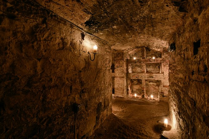 Multi-Sensory Night Walking Tour with Haunted Vaults in Edinburgh - Starting at Mercat Cross