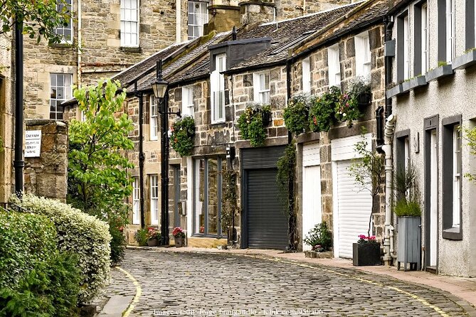 Off The Beaten Path Edinburgh: Dean Village Private Walking Tour - Reading Dean Village Through Its Buildings