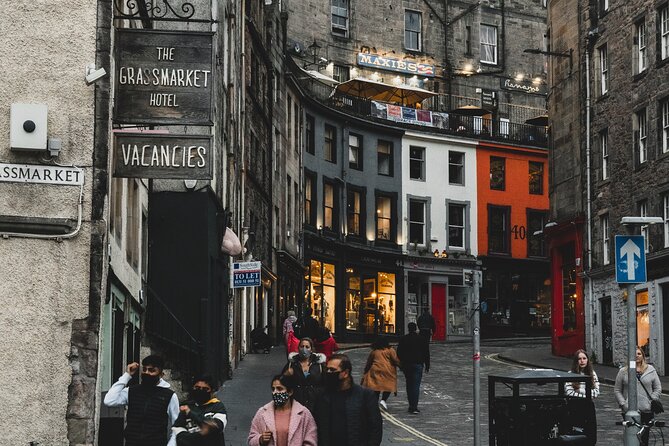Original Harry Potter Locations Tour in Edinburgh : Guided Tour - Along the Royal Mile toward Edinburgh Castle