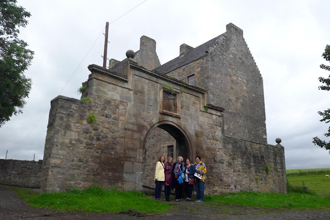 Outlander Day Tour from Glasgow - Falkland, the best place to slow down