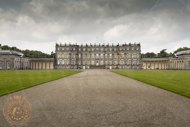 Outlander locations experience, Private Tour in a premium Minivan - What the private minivan adds