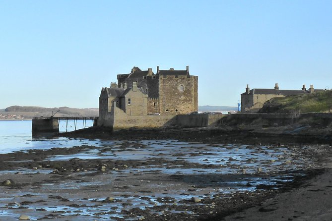 Outlander Special - What the guide adds beyond the filming sites