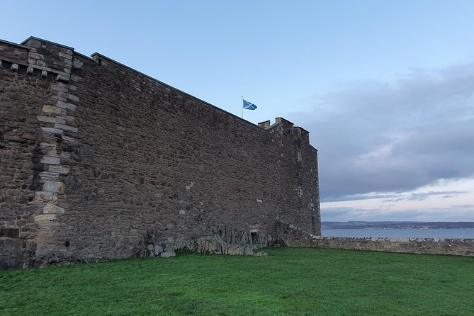 Outlander Tour - What the private vehicle adds