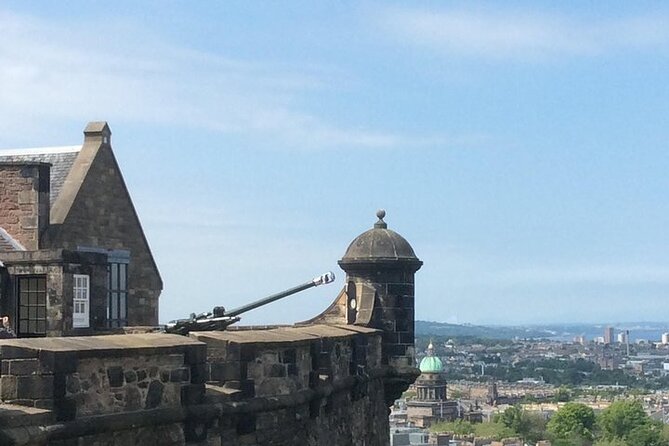 Private Edinburgh Castle Tour - Mons Meg, a Cannon With a Short Stop
