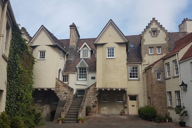 Private Edinburgh City Half-Day Tour - Starting at the Royal Mile’s medieval center