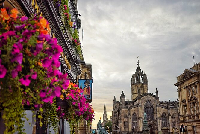 Private Edinburgh driving tour - The Old Town begins at St Giles’ Cathedral