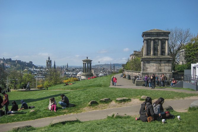 Private Edinburgh Tour for Families with a Local, 100% Personalized - Stories make the old city easier for children
