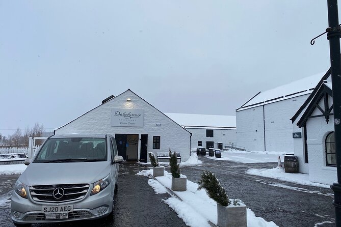 Private Guided Day Tour in Scottish Highlands - Highland cattle at Kilmahog