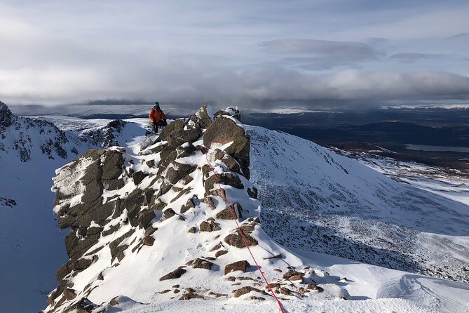 Private Guided Winter Mountaineering Experience in the Cairngorms - What you need to bring