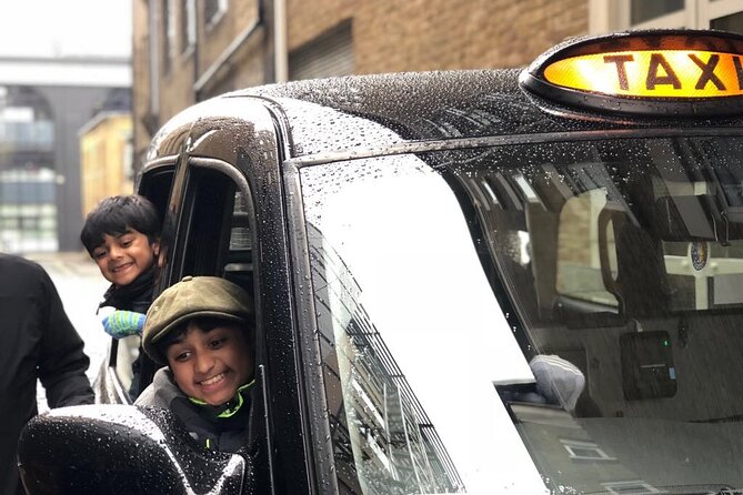 Private Half Day Tour of Edinburgh in a Black Cab - Greyfriars Kirk brings the most personal story