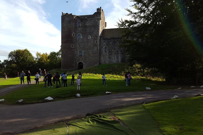 Private Outlander Day Tour from Edinburgh - Midhope Castle and Jamie Fraser’s Lallybroch