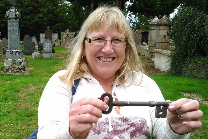 Private Outlander Tour - with Urquhart Castle Option - Old High St Stephen’s Church and the Aftermath of Culloden