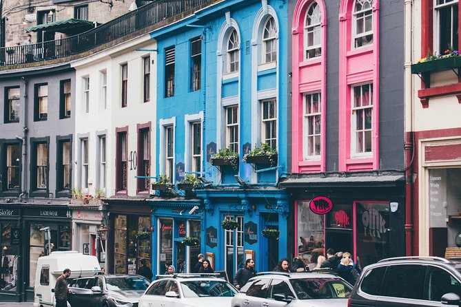 Private Walking Tour: Edinburgh Highlights, including entry to Edinburgh Castle - Holyroodhouse and Canongate show the Old Town’s lower end